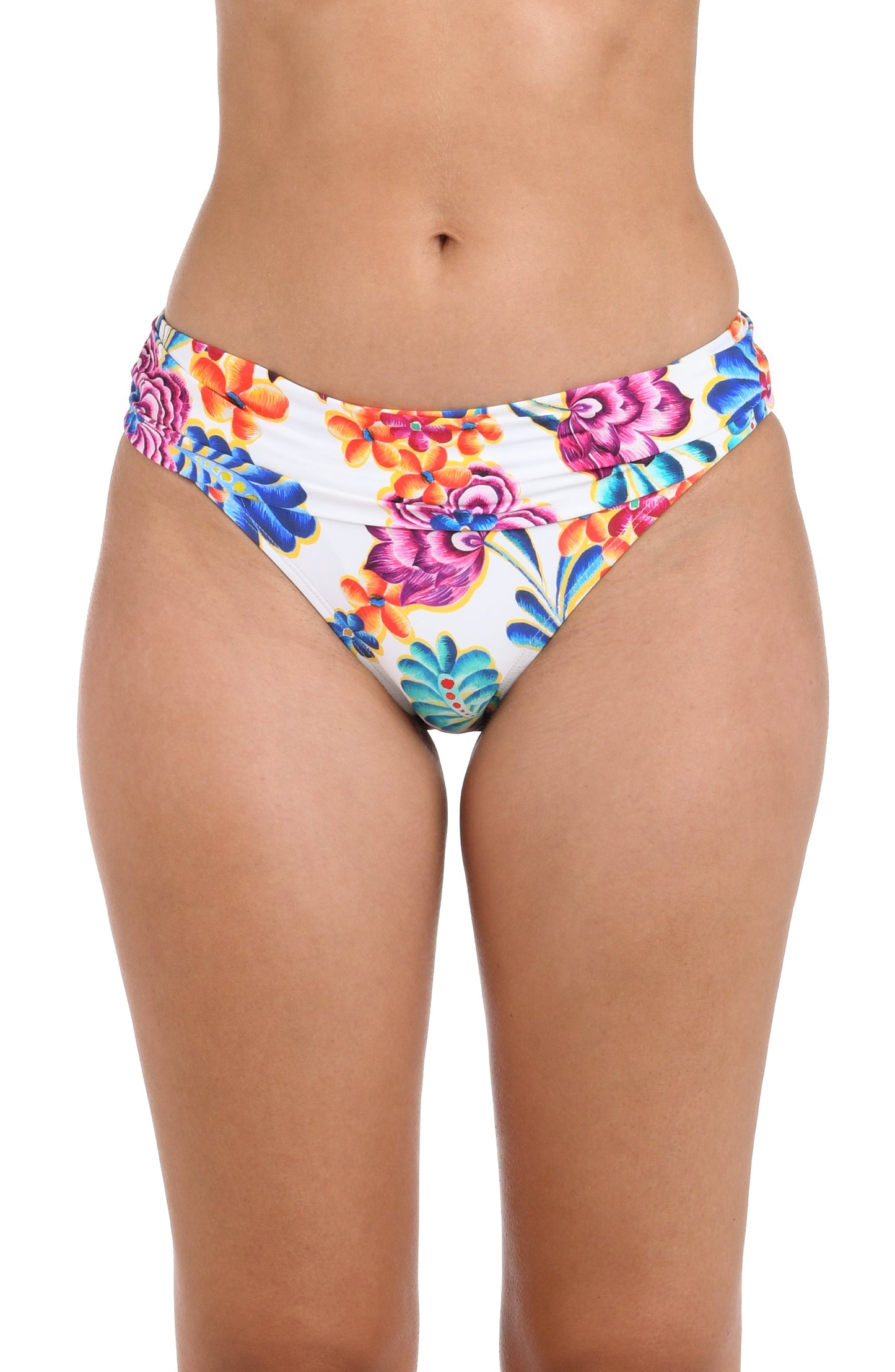 Front image of model wearing the Flor De Paradiso Shirred Band Hipster Bottom.